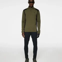 J.Lindeberg Men's Lukas Quarter Zip Golf Mid Layer