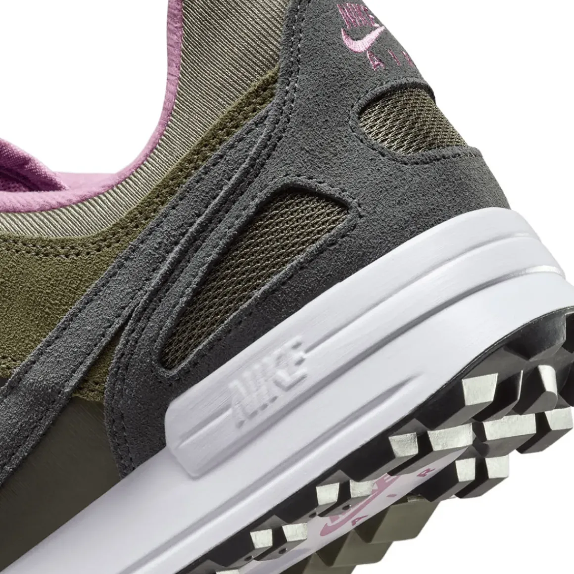 Nike Air Pegasus 89 G Waterproof Spikeless Golf Shoes