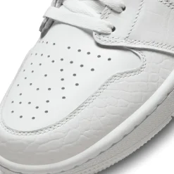 Nike Men's Air Jordan 1 Low G Waterproof Spikeless Golf Shoes