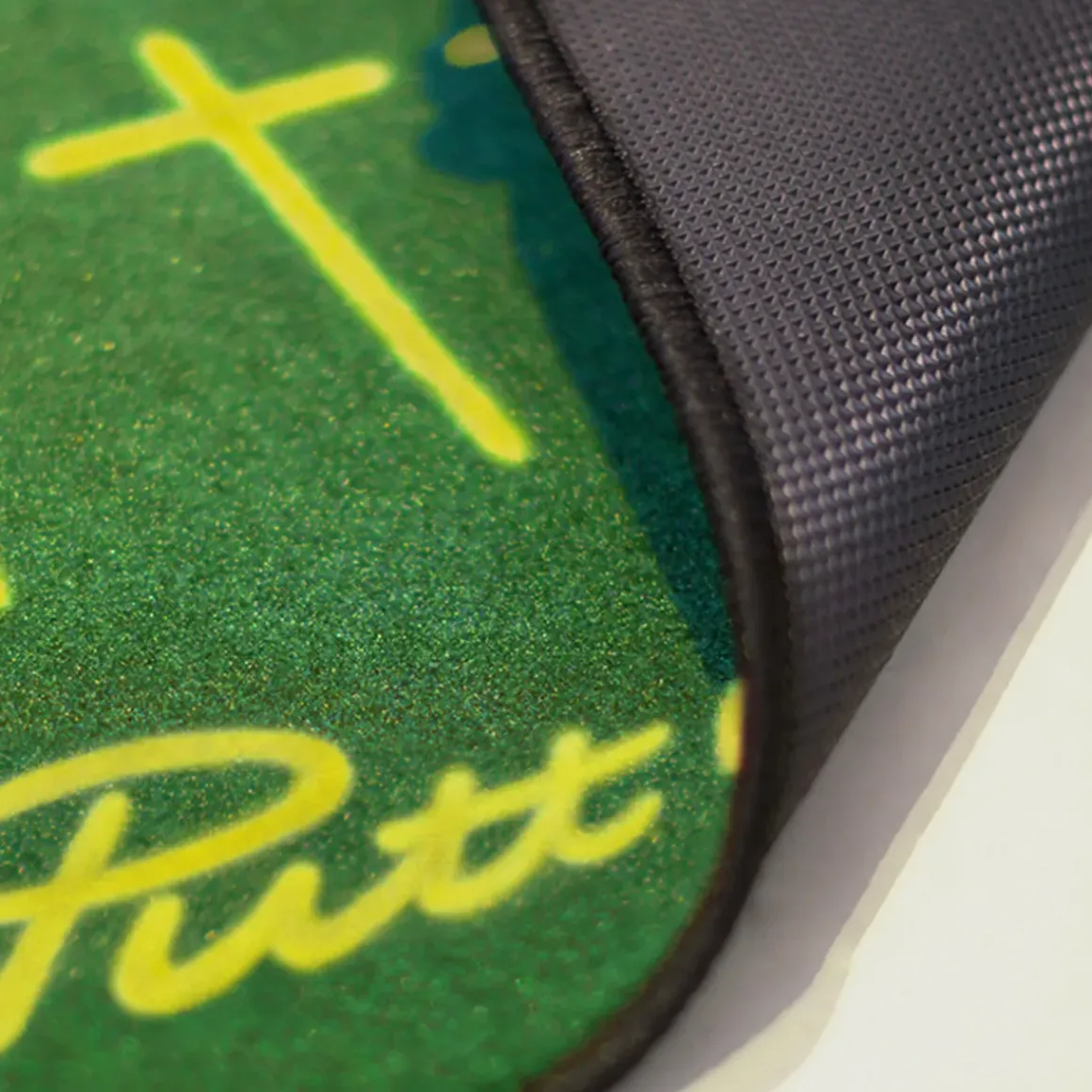 PuttOUT Deluxe Golf Putting Mat