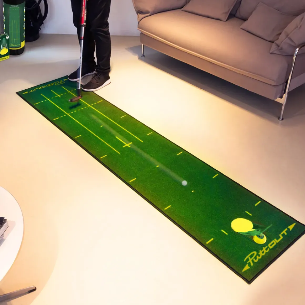 PuttOUT Deluxe Golf Putting Mat
