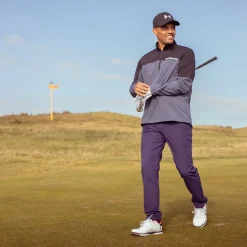 Under Armour Men's Storm Windstrike Half Zip Golf Midlayer